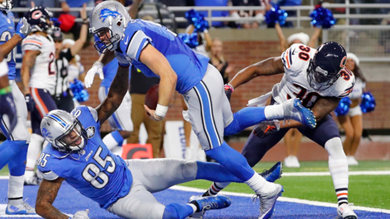 Stafford runs for go-ahead TD in Lions' 20-17 win over Bears